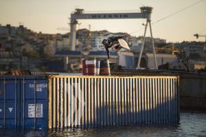 Redbull Wake Crane -3