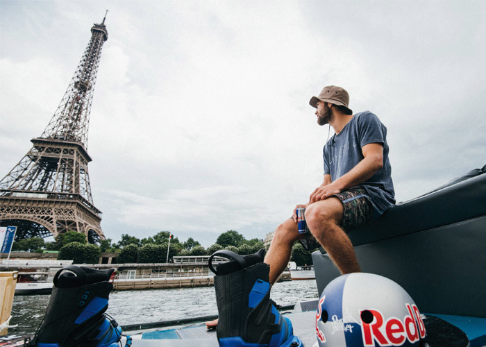 Downtown Paris Wakeboarding 1 700X500