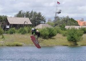 flo-lahondes-bali-wakepark