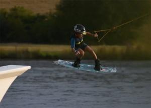 ethan-bertogal-wake-park-plesse
