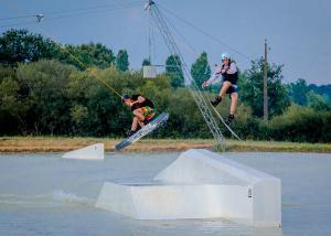 les-copains-d'abord-anjou-wake-park