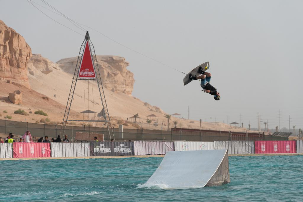 BAttle Of the Champions Wakeboard